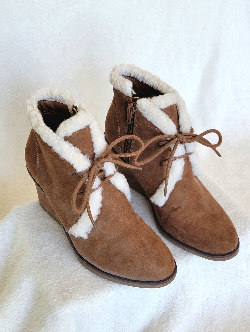 Universal Thread Faux Suede Sherpa Wedge Booties | Target Shoes Size 6.5